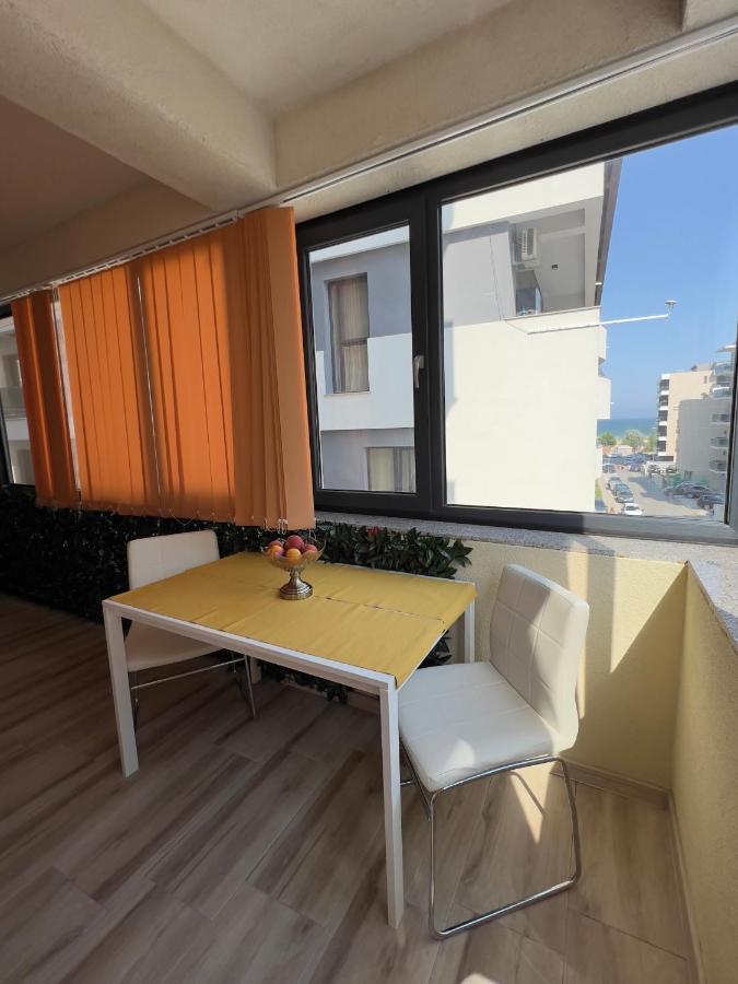 Aniversarium Grand Apartment Navodari Luaran gambar