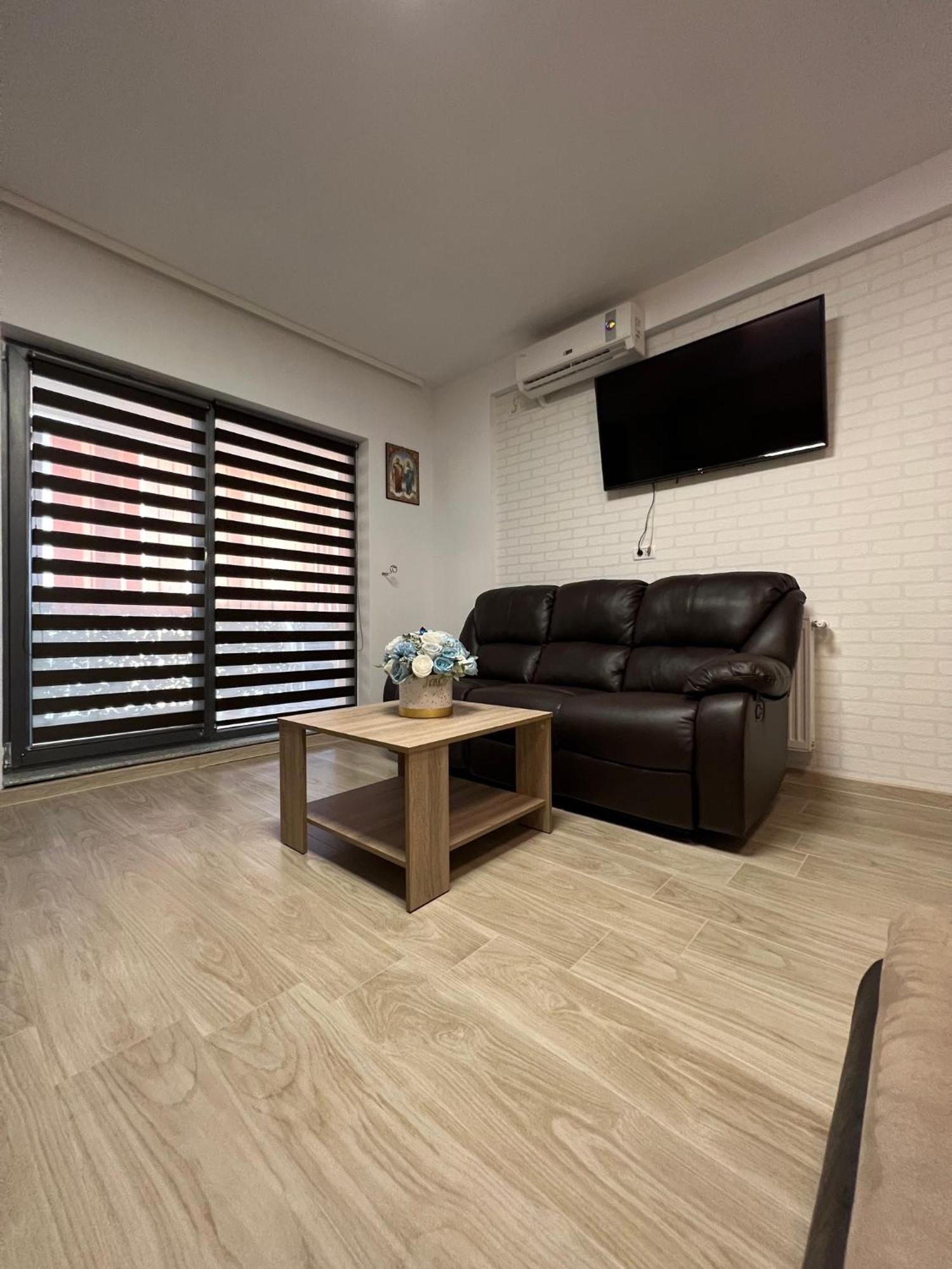 Aniversarium Grand Apartment Navodari Luaran gambar