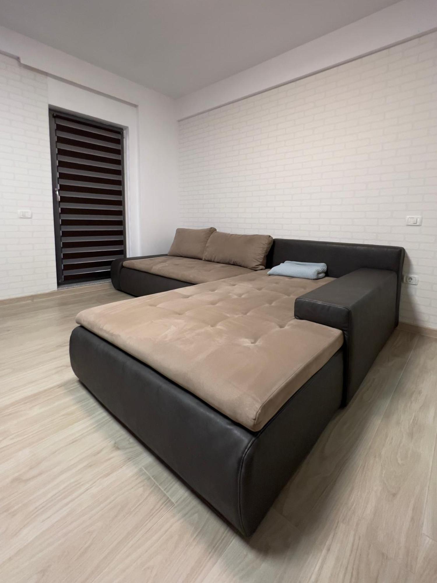 Aniversarium Grand Apartment Navodari Luaran gambar